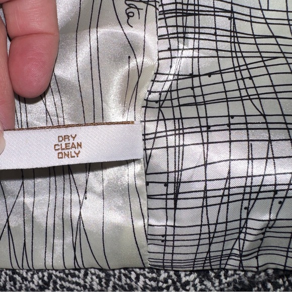 Walter Girl Black Tweed Button Front Womens Size 2 Coat 60's Style Pleated Back - Picture 15 of 16